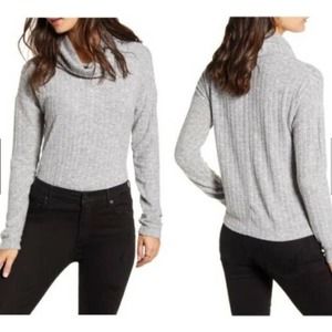 BP Light Grey Cozy Ribbed Turtleneck Pullover M